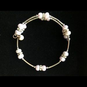 Vantel pearl wrap bracelet